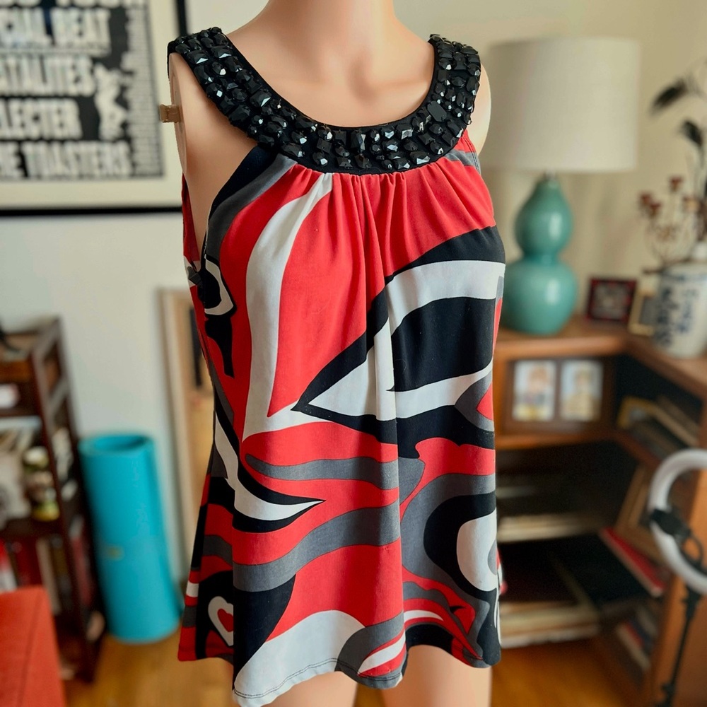 Vintage Y2K Sleeveless Top with Black Beaded Collar